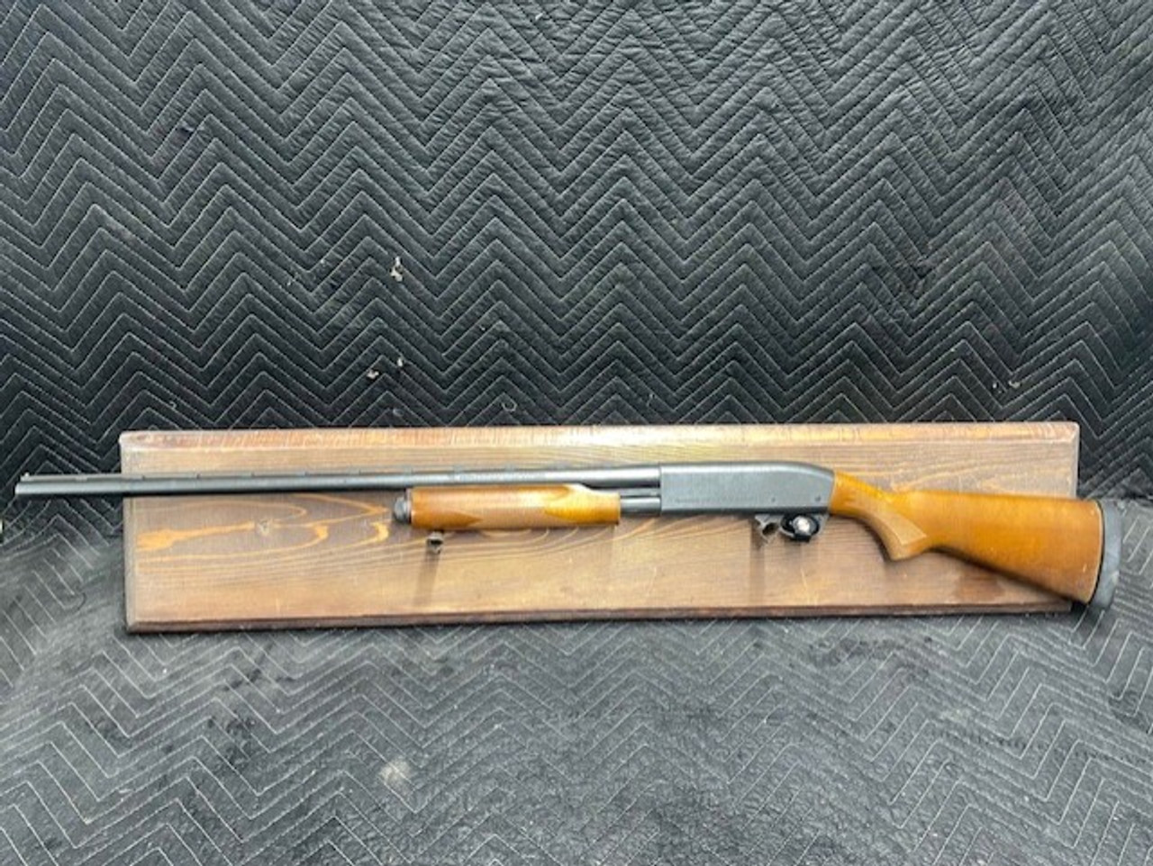 Used Remington 870 Express Magnum 12 Gauge 3" 28" *Lite Rust Spots on Barrel & Receiver*