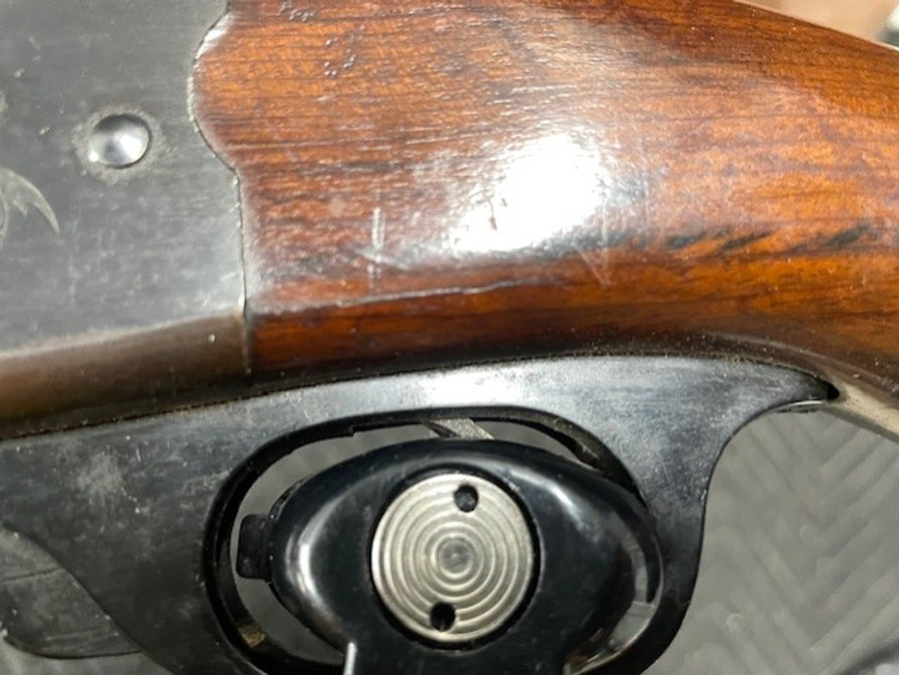 Used CIL 402 12 Gauge 2 3/4" 30" Fixed Full *Small Cracks in Stock, Lite Rust Spots* Used CIL 402 12 Gauge 2 3/4" 30" Fixed Full *Small Cracks in Stock, Lite Rust Spots*