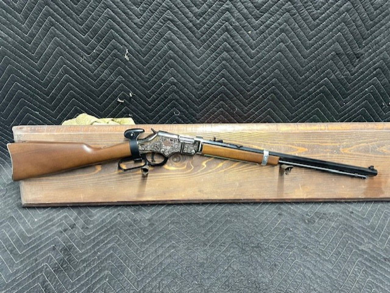 Used Henry American Beauty 22  S L LR *Very Low Round Count* Used Henry American Beauty 22  S L LR *Very Low Round Count*