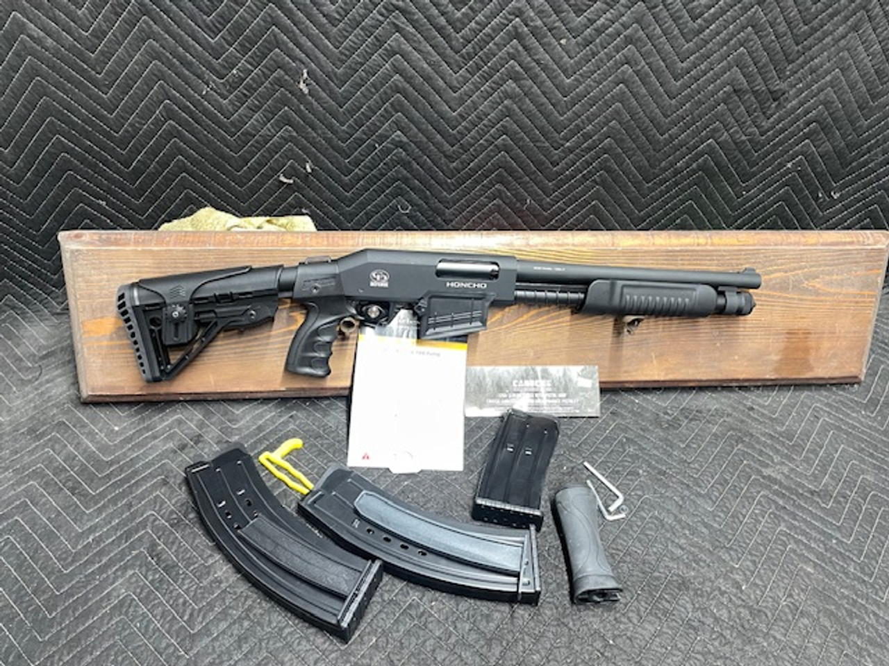 Used Charles Daly Honcho 12 Gauge 3" 14" w/Adjustable Stock, 3 Mags & Birds Head Grip Used Charles Daly Honcho 12 Gauge 3" 14" w/Adjustable Stock, 3 Mags & Birds Head Grip