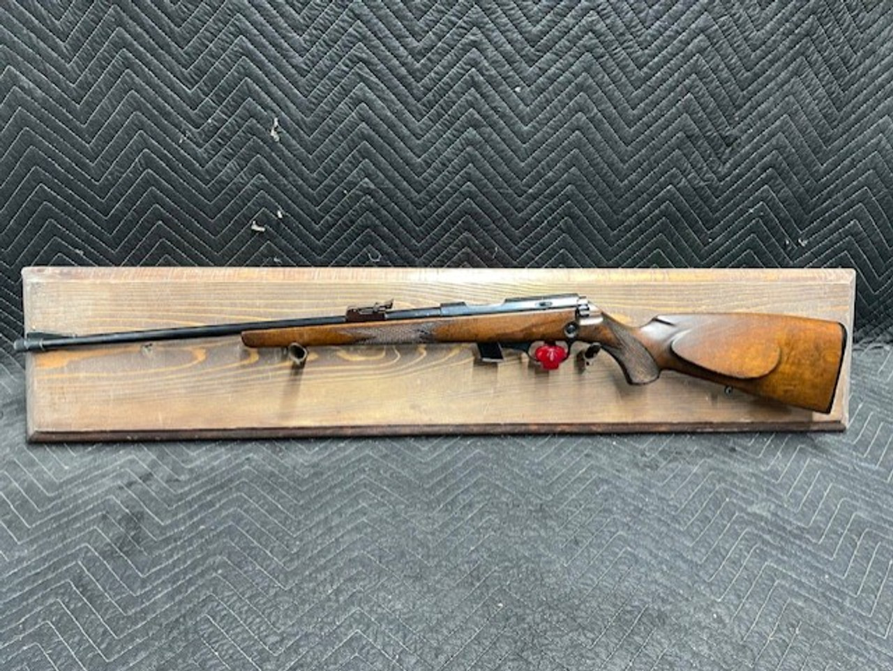 Used Walther KKJ 22lr  22" *Small Crack in Stock*