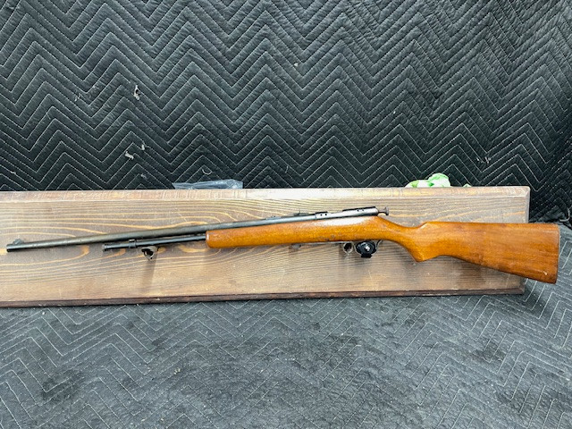 Used Ranger Repeater Bolt Action 22 S L LR 24"