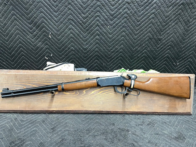 Used Winchester 94 30-30 20" *Very Low Round Count, Built 1980, Tiny Scratch by Barrel Band on Mag Tube*