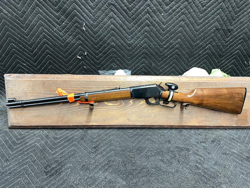 Used Winchester 9422M 22 mag 20" *Some Lite Safe Kisses*