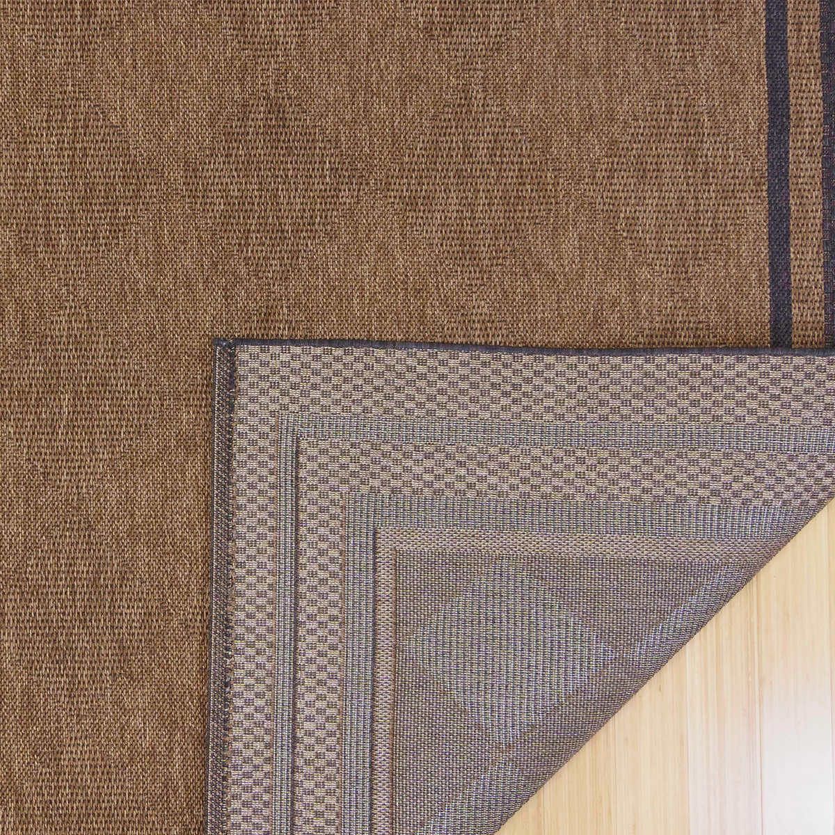 Indoor/Outdoor Rug from Studio by Brown Jordan, Astrid 8X10 iLIKENEW