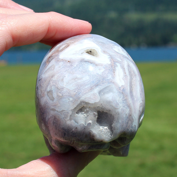 Royal Agate Vugs Crystal Skull 3.1"