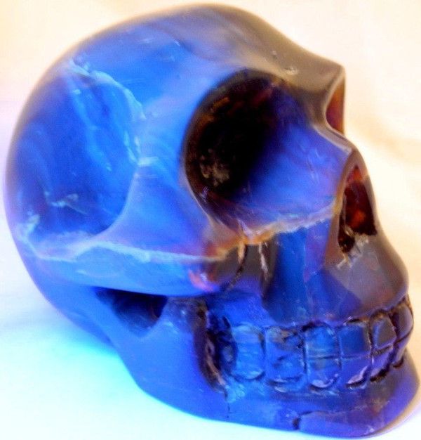 Raven's Hand Carved Classic Style Amber Crystal Skull