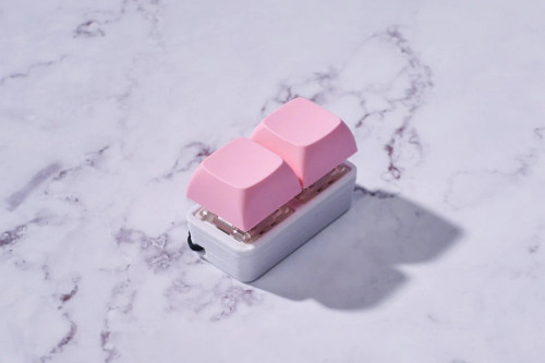 Strudel: Mechanical Keyboard Fidget Keychain: Pink