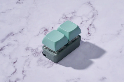 Strudel: Mechanical Keyboard Fidget Keychain: Green