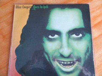 Alice Cooper (2) - Alice Cooper Goes To Hell