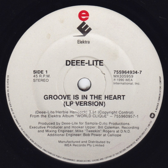 Deee-Lite - Groove Is In The Heart VG+