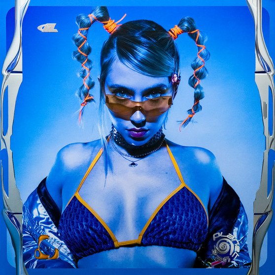 LIZ  - Planet Y2K NM or M-