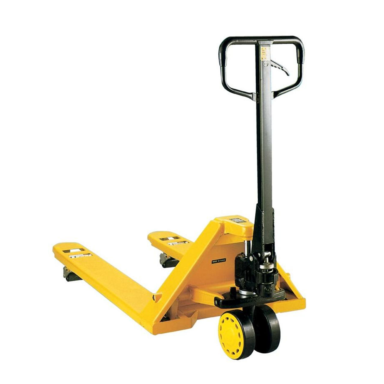 This  27" width standard pallet jack is strong and easy to use