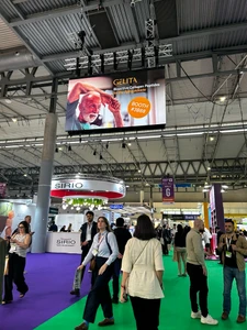 Digital hanging banner