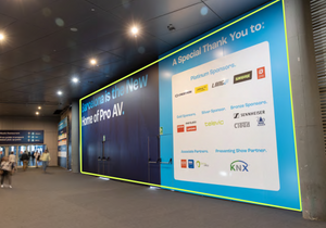 Airwall branding at the underwalkway