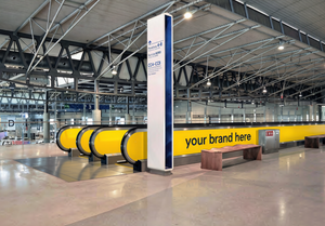 Travelator on walkway at Hall 3