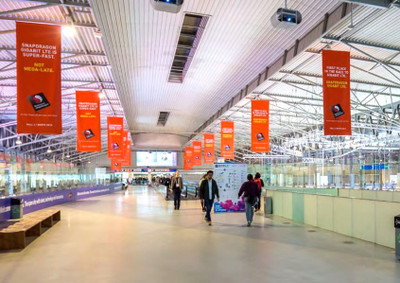 Drop banners at Hall 3 walkway