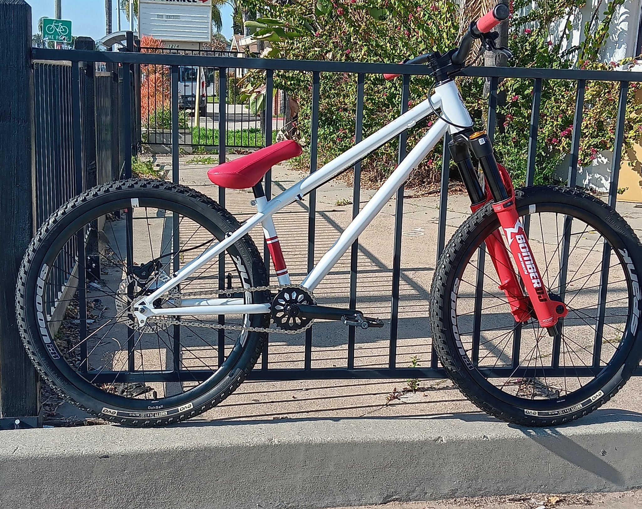 MOBETTA VAULT 24 WHITE DEMO