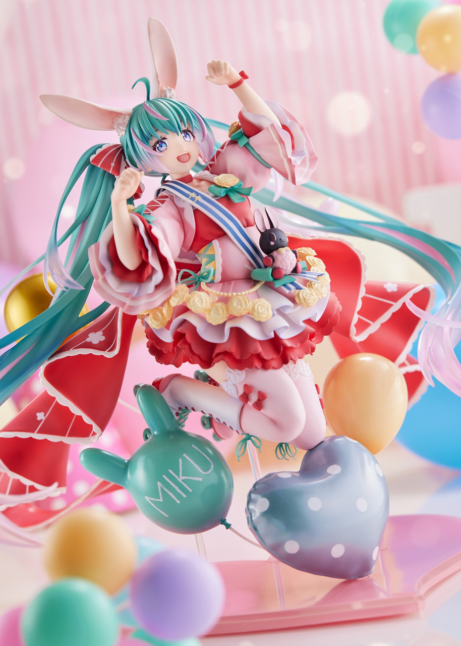 HATSUNE MIKU 1/7 SCALE FIGURE - BIRTHDAY 2021 (PRETTY RABBIT VER