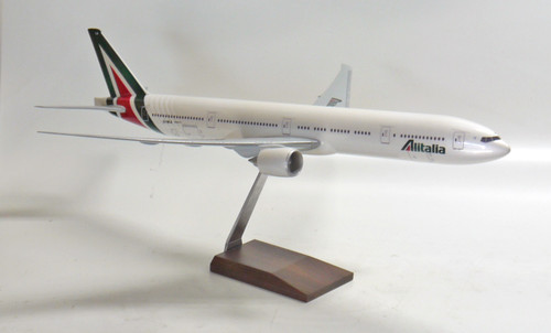 Alitalia 777-300