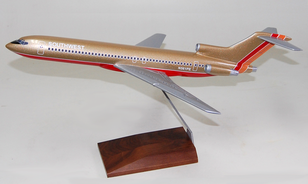 Southwest gold B727-200 model