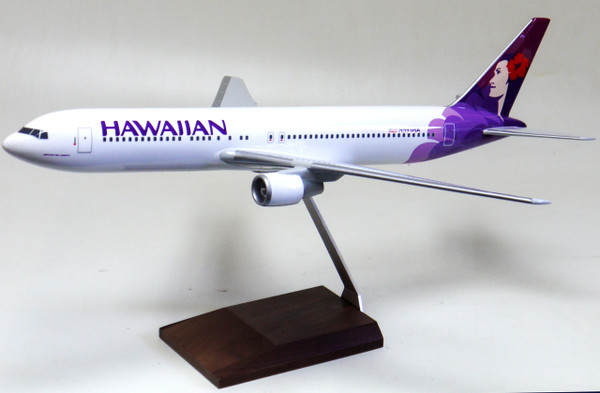 Hawaiian B767-300