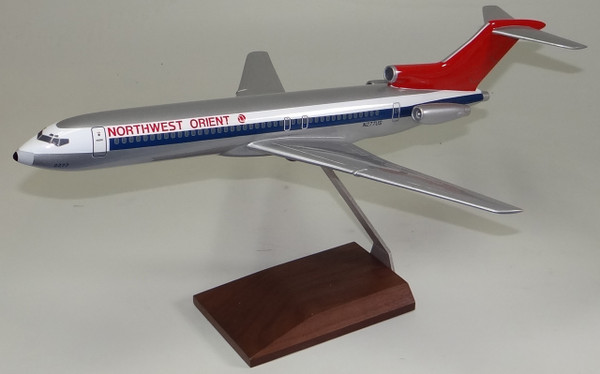 Northwest Orient B727-200