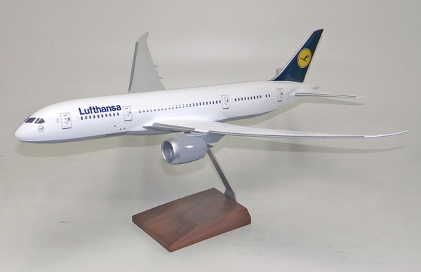 Lufthansa B787-800