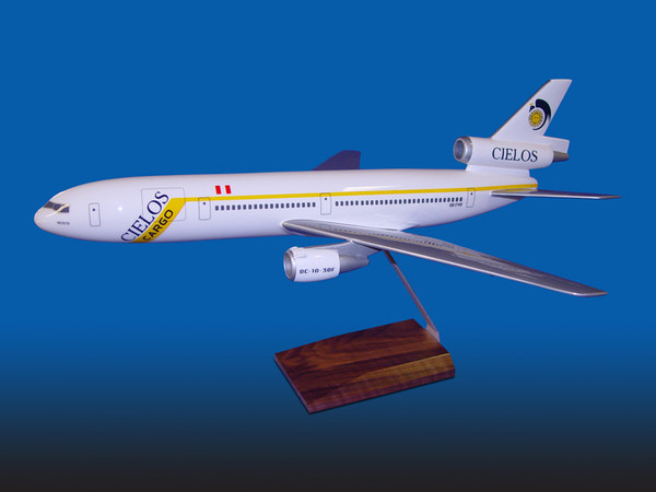 Cielos DC-10-30F