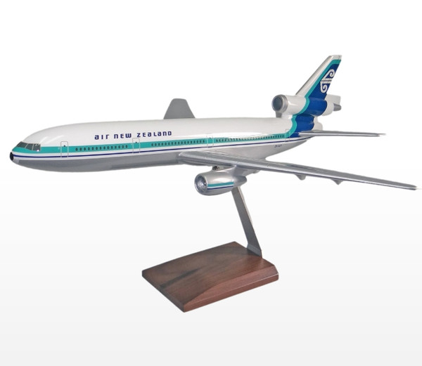 Air New Zealand DC-10