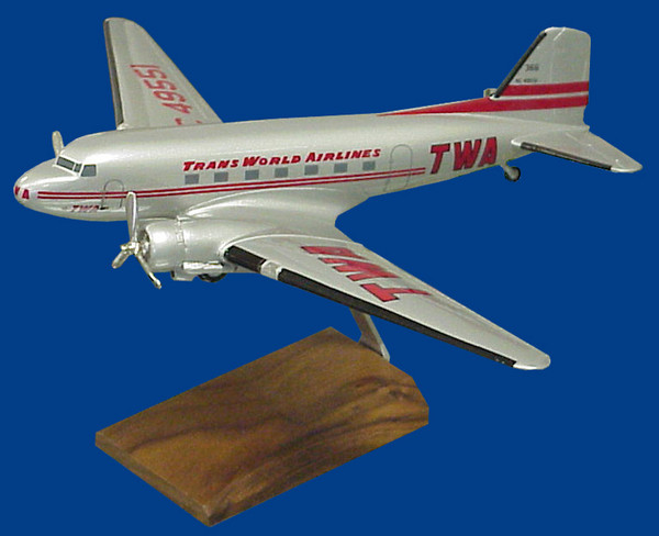 TWA DC-3