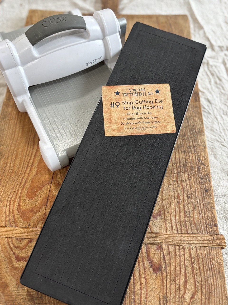 9 or 3/8 inch Strip Die for Rug Hooking