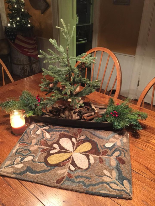 Four Petals Rug Hooking Kit