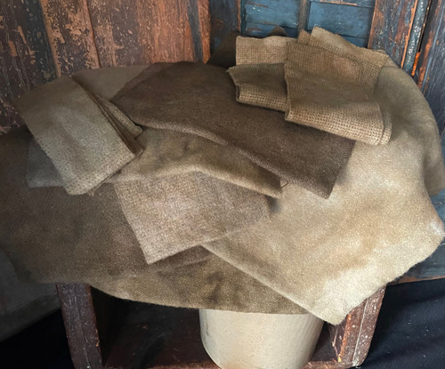 **SOLD OUT** "Intro to Dyeing plus....Dyeing for that Primitive Rug" with Jan Cole from The Wool n’ Gardener June  21, 9-12 am