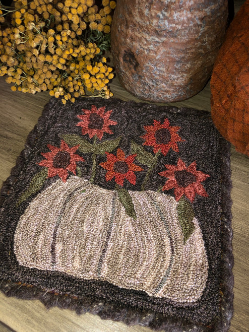 Old White Pumpkin Punch Needle Pattern or Kit