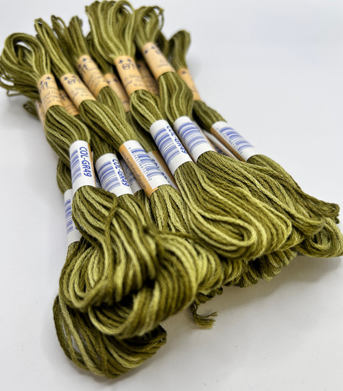 GR49 Olive Green - OTF Threads™️ 6 Strand Variegated Floss GR49 Olive Green - OTF Threads™️ 6 Strand Variegated Floss