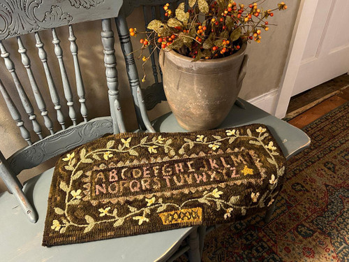 Spring Sampler ~ 1805 Rug Hooking Kit