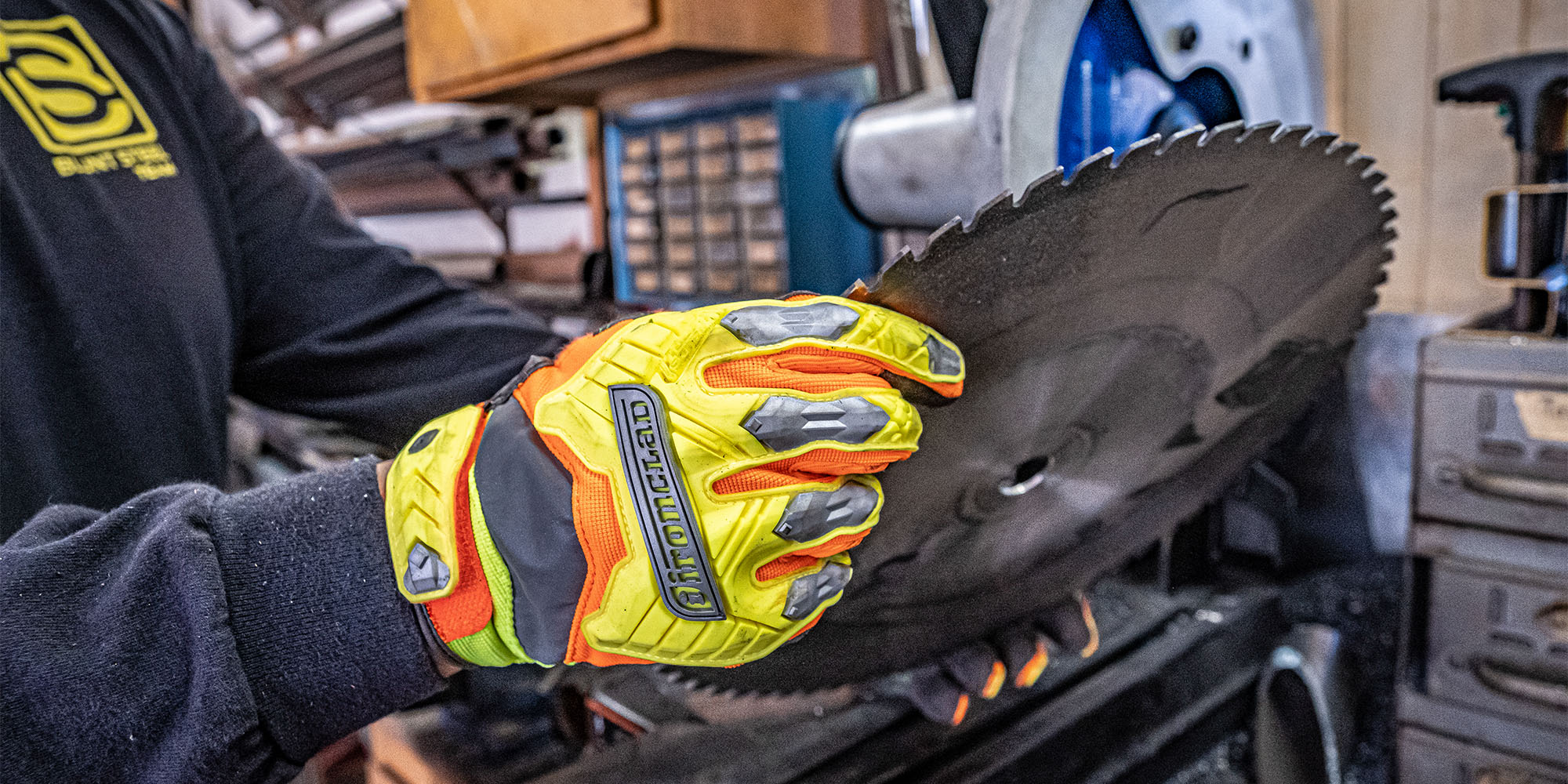 IRONCLAD WINS 2019 PRO TOOL INNOVATION AWARDS FOR NEW COMMAND™ SERIES TOUCHSCREEN GLOVES