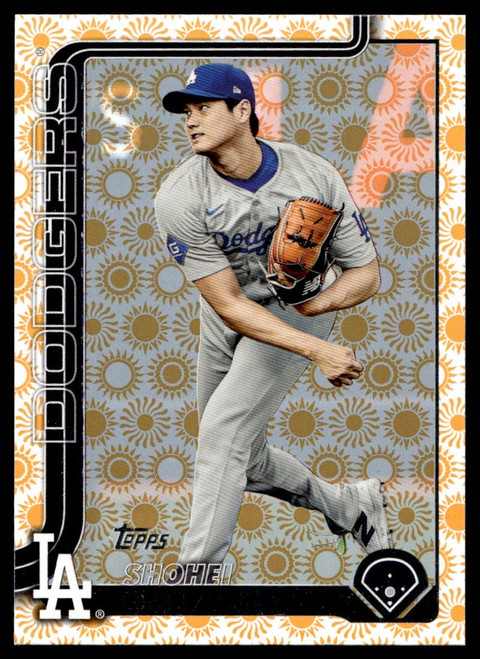 2025 Topps #400 Shohei Ohtani Holiday