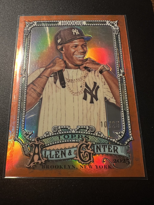 2025 Topps Allen Ginter HOODIE /25 Orange Refractor Rapper #270