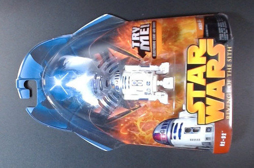 Hasbro Star Wars - R2-D2 - Episode III Action Figure NOC