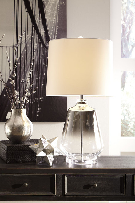 Jaslyn Pearl Silver Finish Glass Table Lamp Jaslyn Pearl Silver Finish Glass Table Lamp