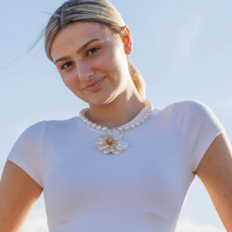 Necklace, Shell Mother of Pearl Gold Tone Accents Statement Glass Bead