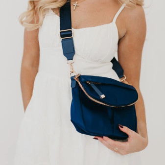 Purse Hobo Style Guitar Strap Woven Metallic Blue Purse Hobo Style Guitar Strap Woven Metallic Blue