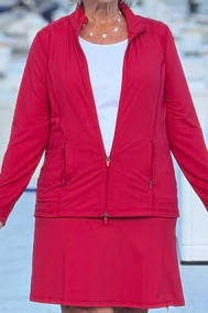 LuLu B Jacket 2 Inside Pockets 2 Outer Zip Pockets Two Way Zip Crimson Red