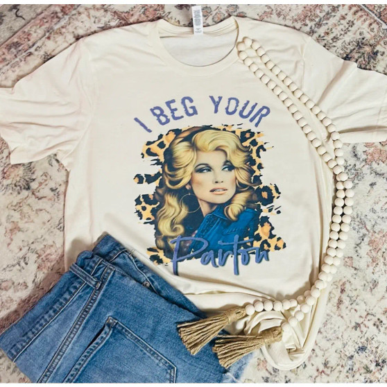 Dolly Parton I Beg Your Parton T Shirt Bleach Washed 