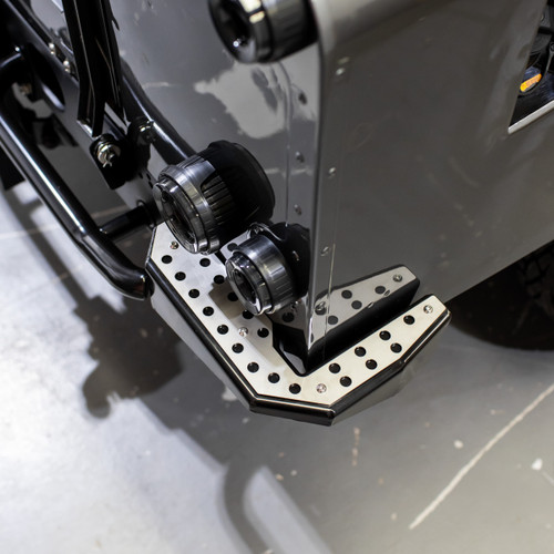 Defender 110 L316 1986-2016 Rear Corner Steps