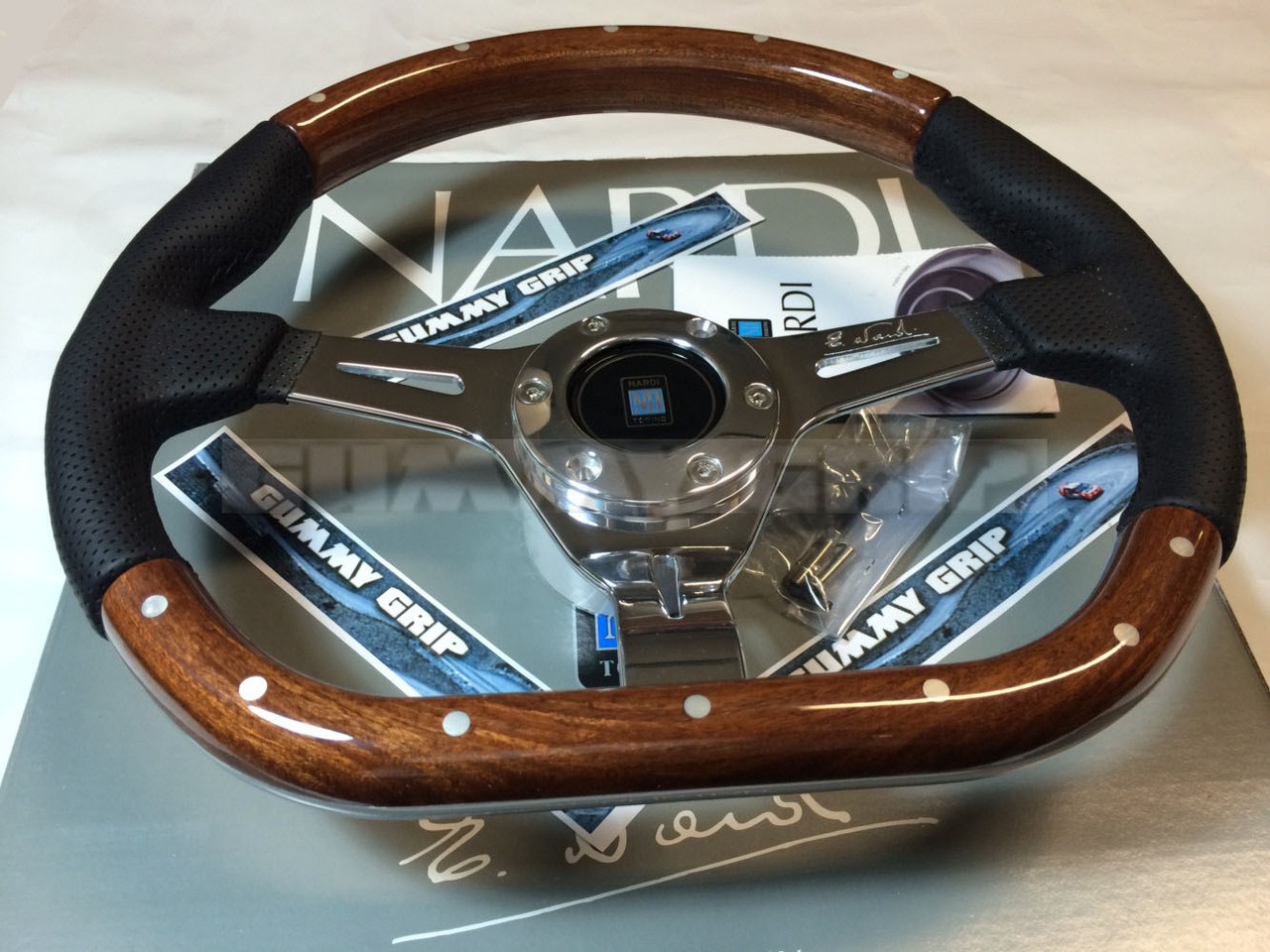 Nardi Kallista Wood / Leather Steering Wheel | MrSteeringWheel