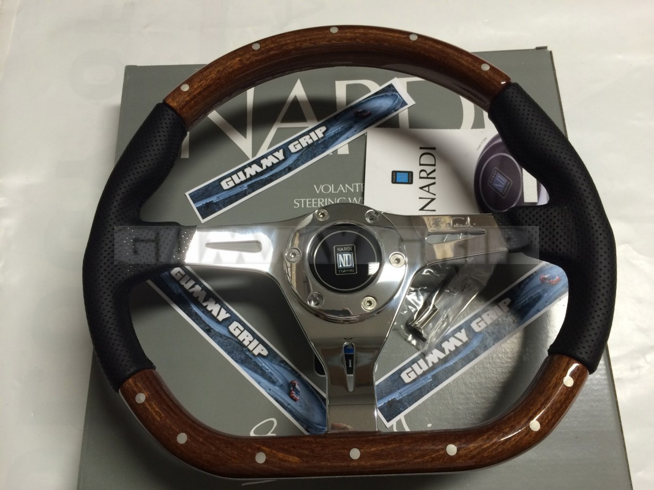 Nardi Kallista Wood / Leather Steering Wheel | MrSteeringWheel