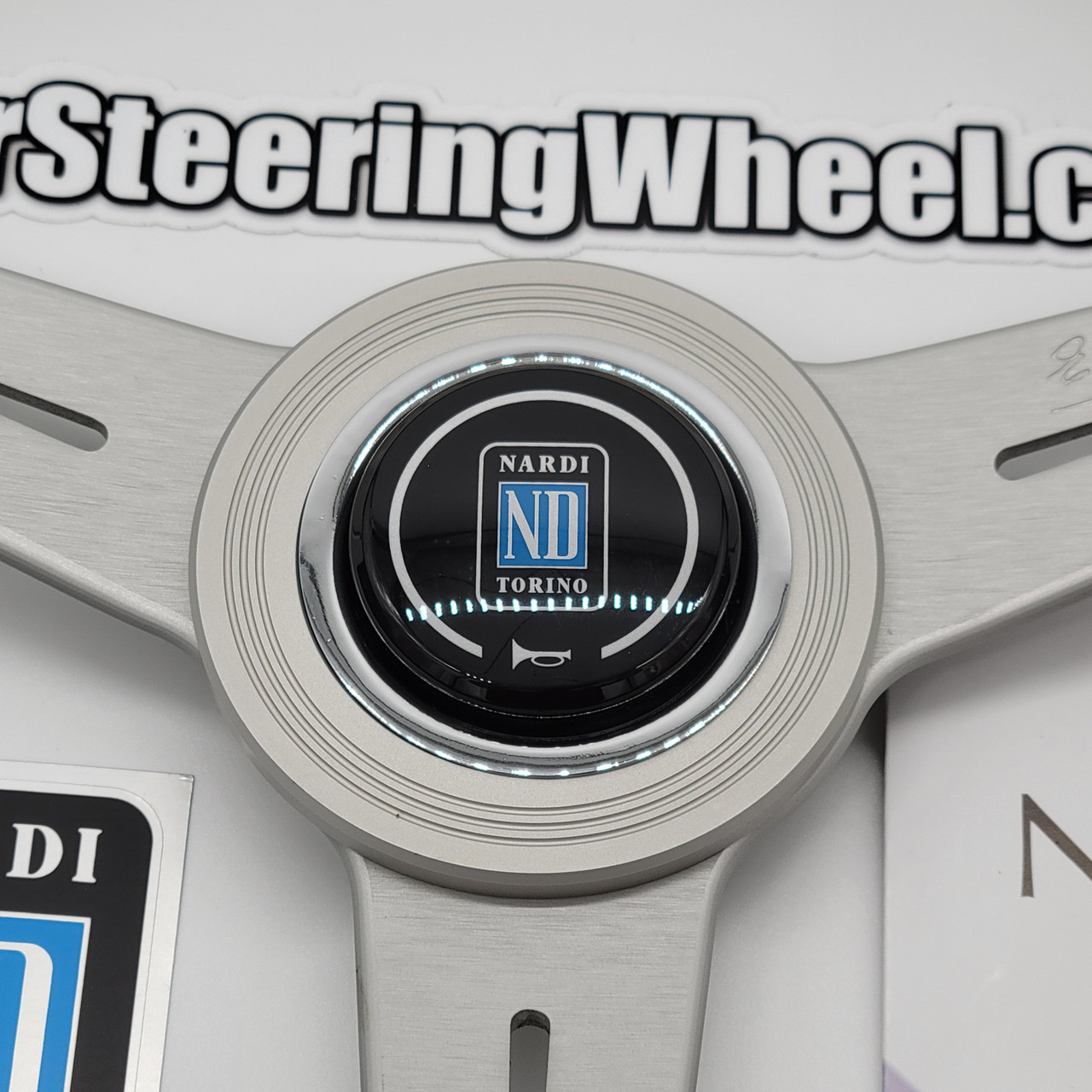 【新春SALE】NARDI ND TORINO ステアリングホイール　シルバー Nardi ND 4 Metal Steering Wheel | MrSteeringWheel